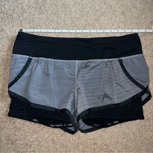 Lululemon Women’s Pleated Lined shorts
